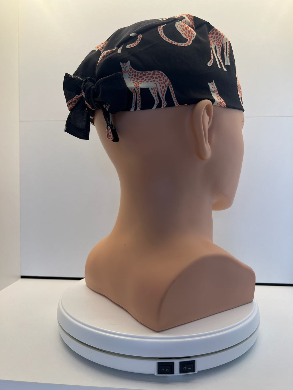 Shadow Cats Cotton Fabric tie-back theatre scrub cap / hat. UK handmade