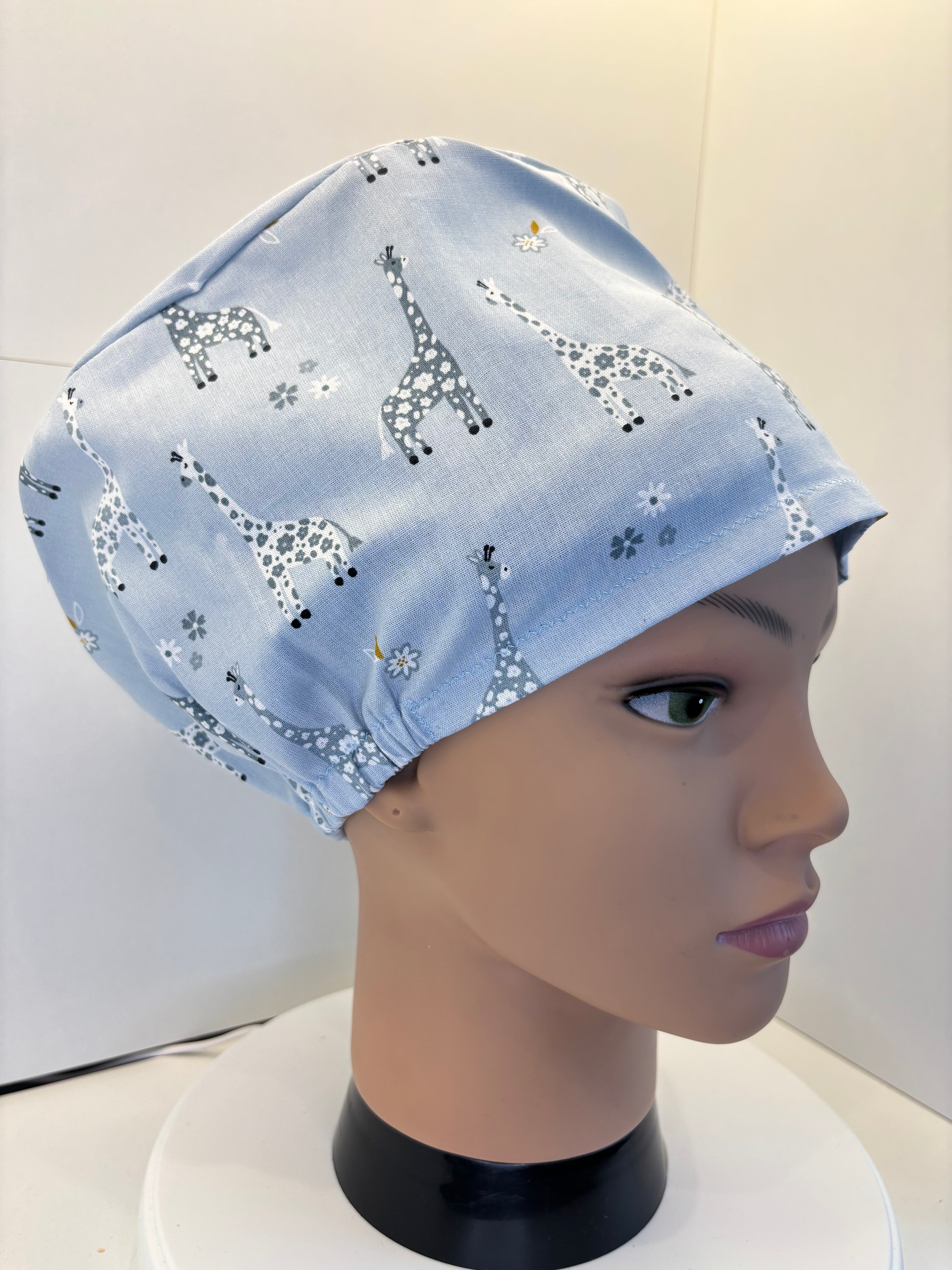 Blue/White Flower Giraffes 100% Cotton Surgical/Theatre Scrub Hat/Cap. UK Handmade