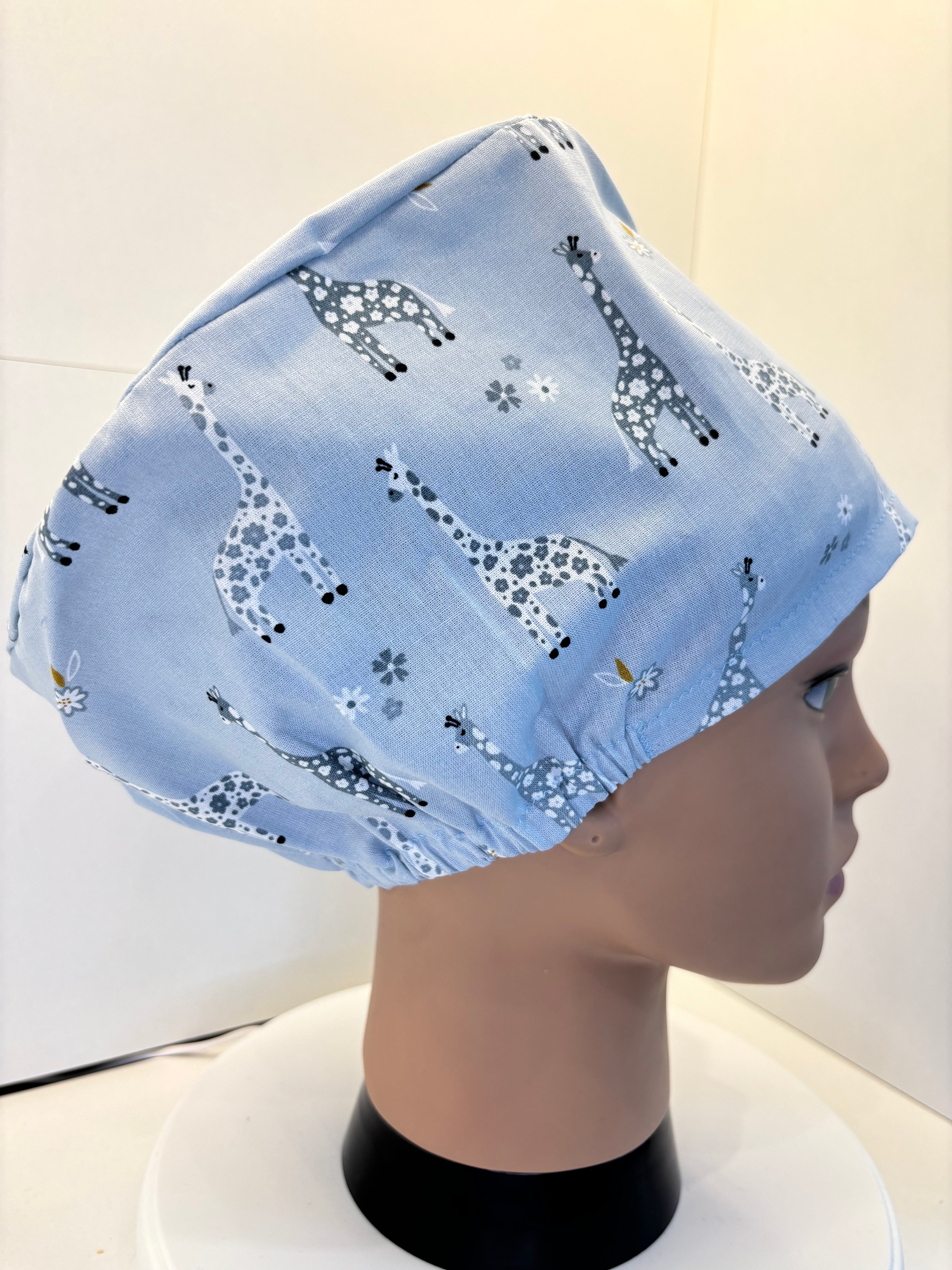 Blue/White Flower Giraffes 100% Cotton Surgical/Theatre Scrub Hat/Cap. UK Handmade