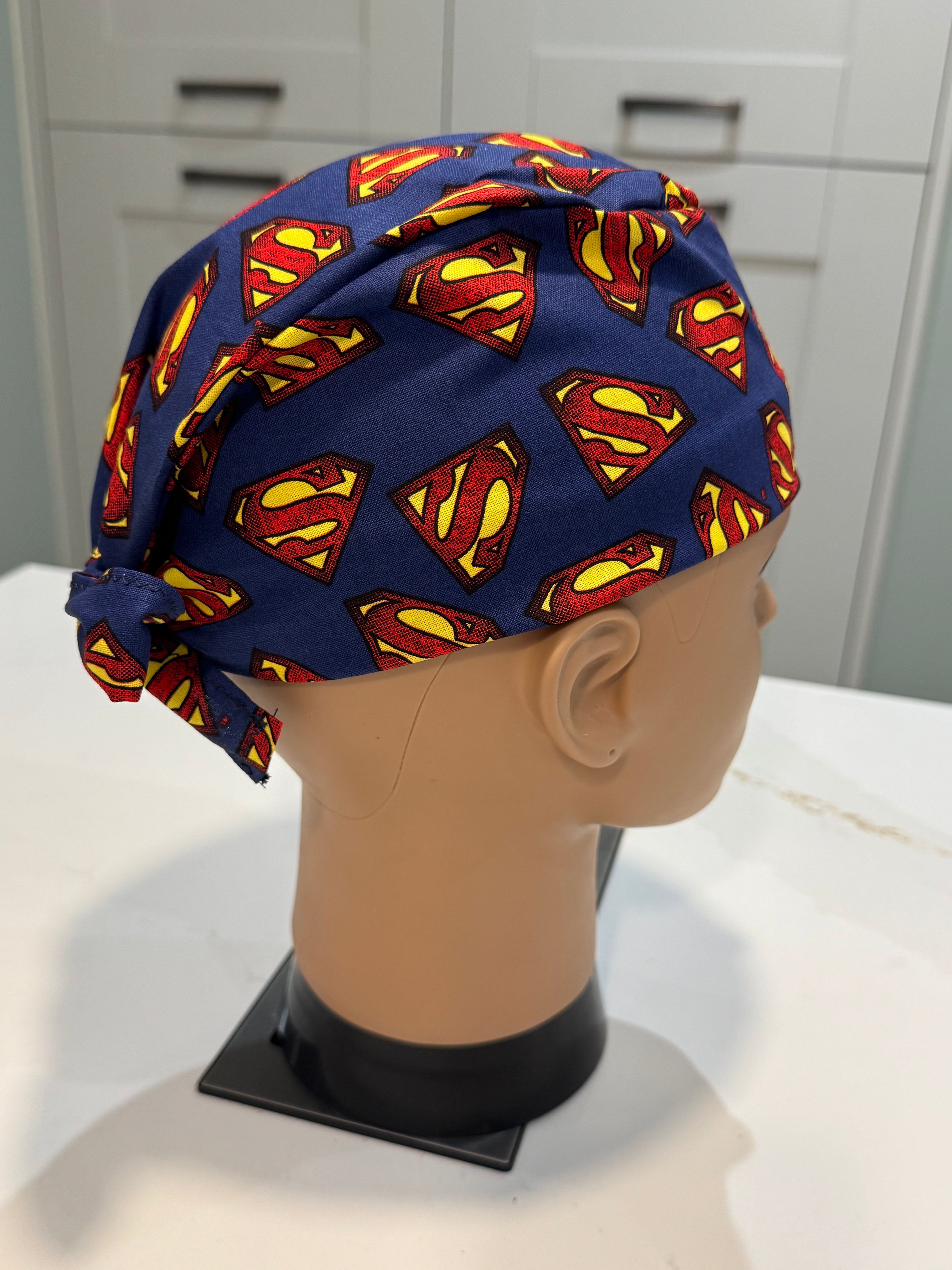 Superman Superhero design Cotton Fabric tie-back theatre scrub cap / hat.