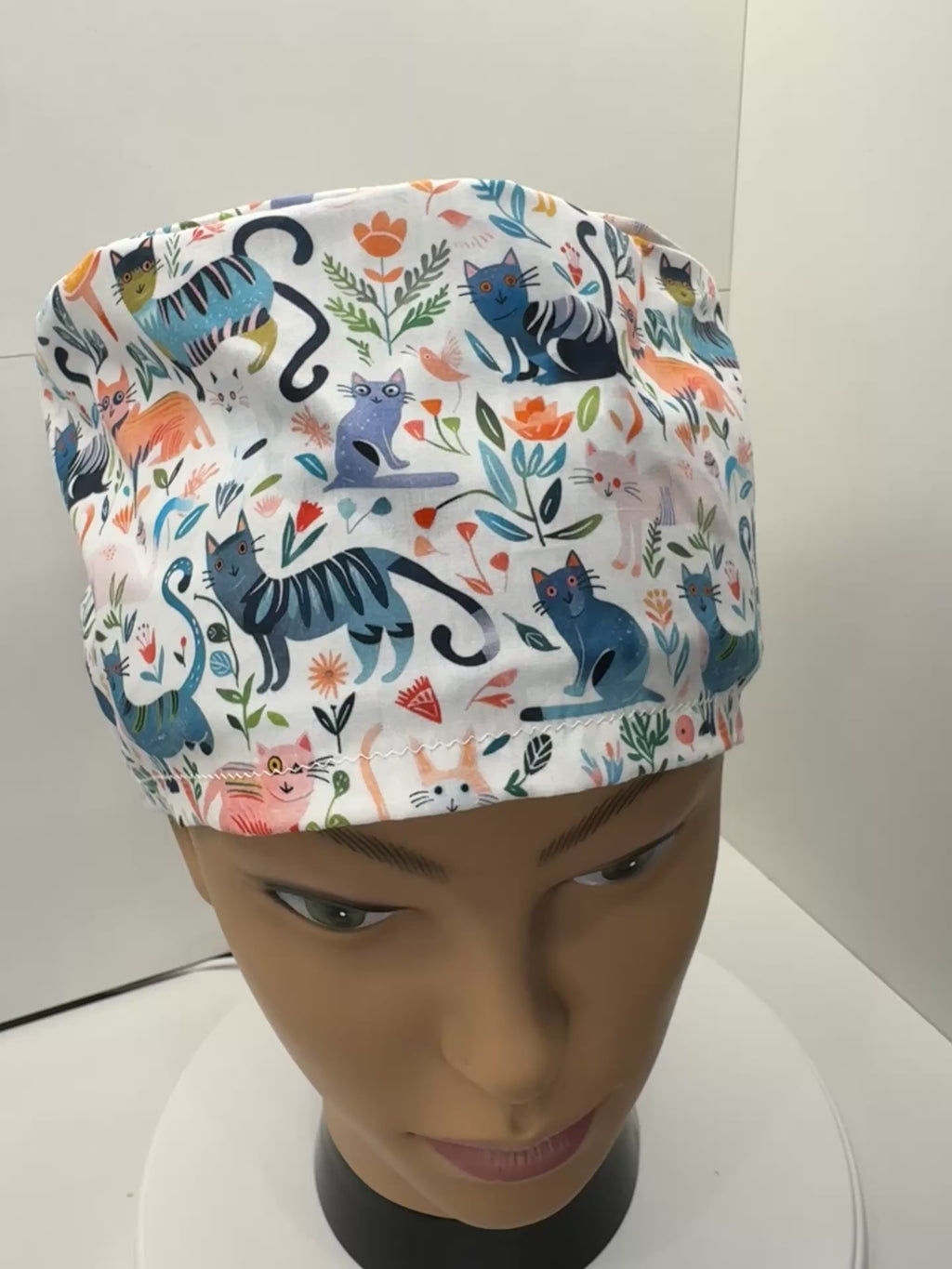 Garden Cats 100% Cotton Theatre Hat/Scrub Cap, Optional Satin Lining